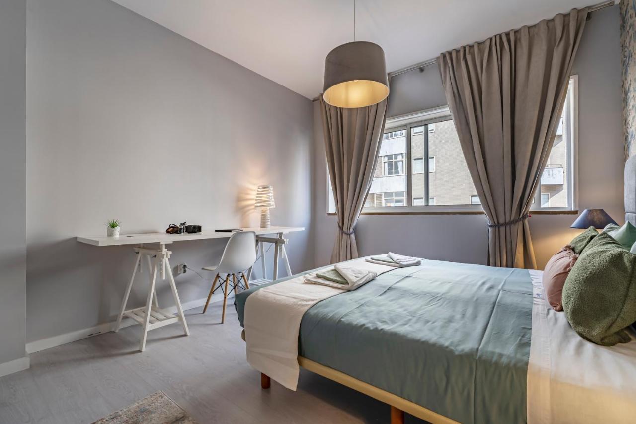 Oporto Guest House Terrace ภายนอก รูปภาพ