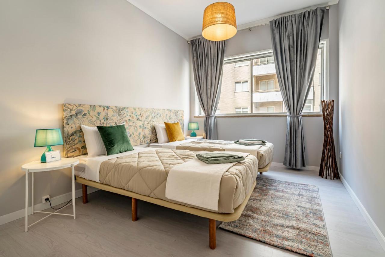 Oporto Guest House Terrace ภายนอก รูปภาพ