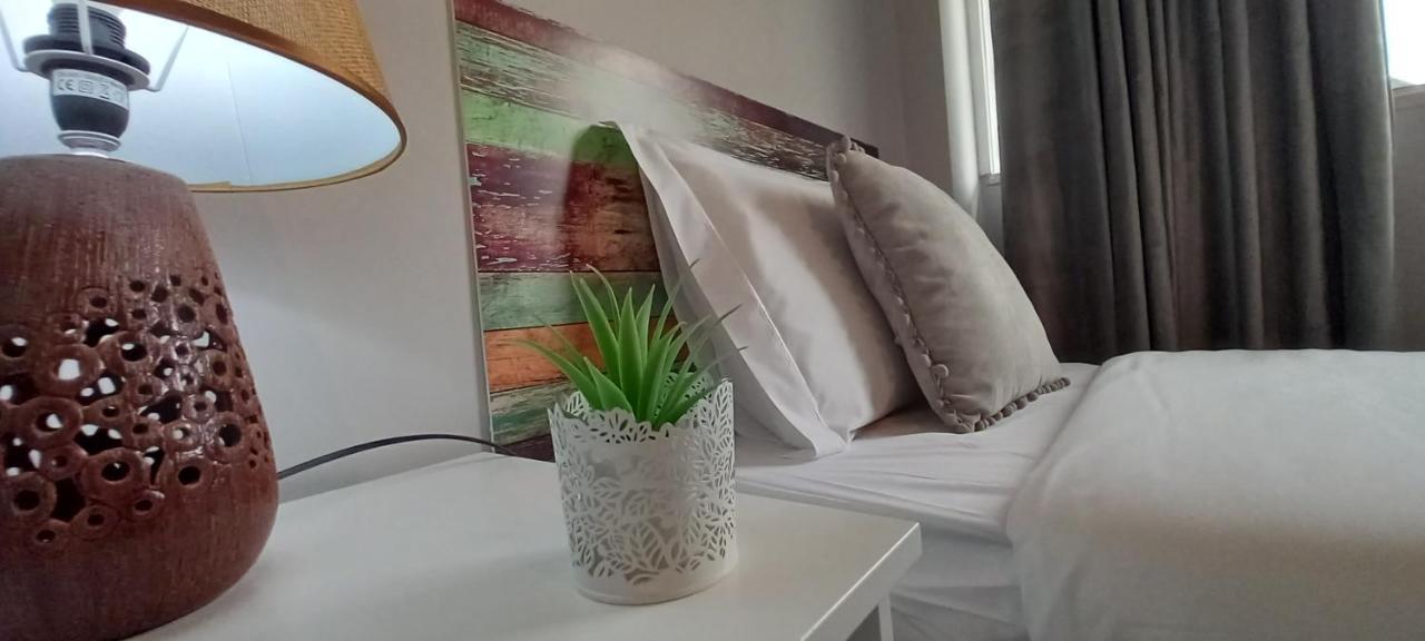 Oporto Guest House Terrace ภายนอก รูปภาพ