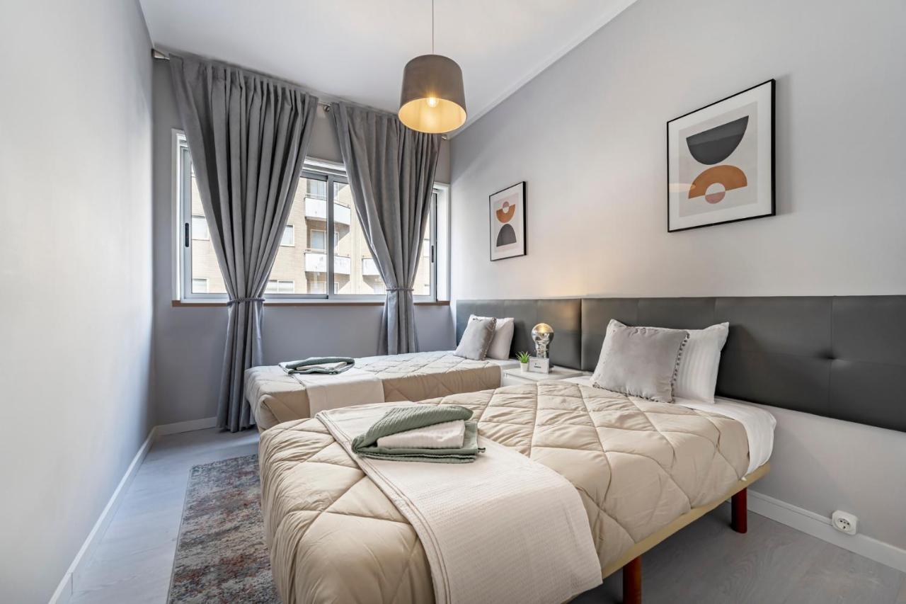 Oporto Guest House Terrace ภายนอก รูปภาพ