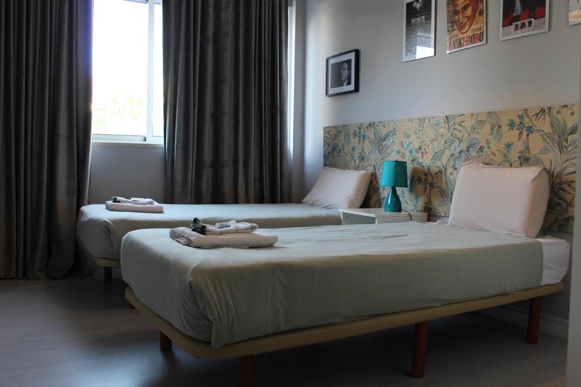 Oporto Guest House Terrace ภายนอก รูปภาพ